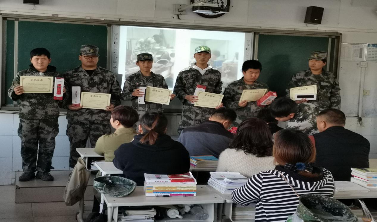 家校沟通 企业助学 圆梦中专-新郑中专机电部家长会圆满召开(图9)