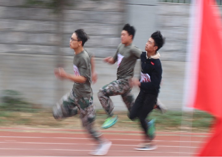 我校成功举行秋季运动会(图16)