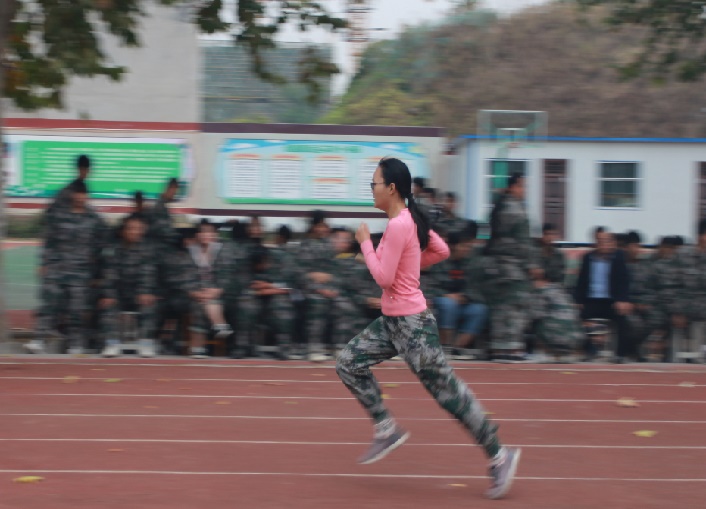 我校成功举行秋季运动会(图15)