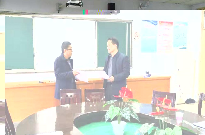 我校与郑州时代科技中专举行学分制结对交流活动(图1)