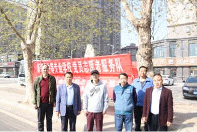深入开展党员活动日志愿者服务(图2)