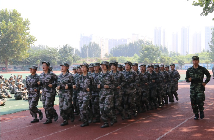 追梦路上有你有我 ——军训会操随想(图9)