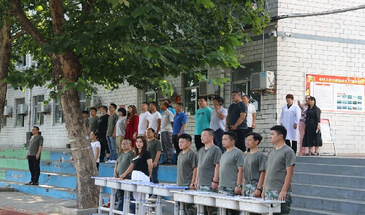 追梦路上有你有我 ——军训会操随想(图3)