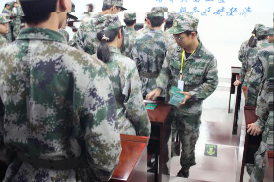 校团委举行2020年新团员入团仪式(图4)