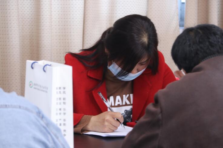 新郑中专组织召开第四届学生家长委员会第一次工作例会(图5)