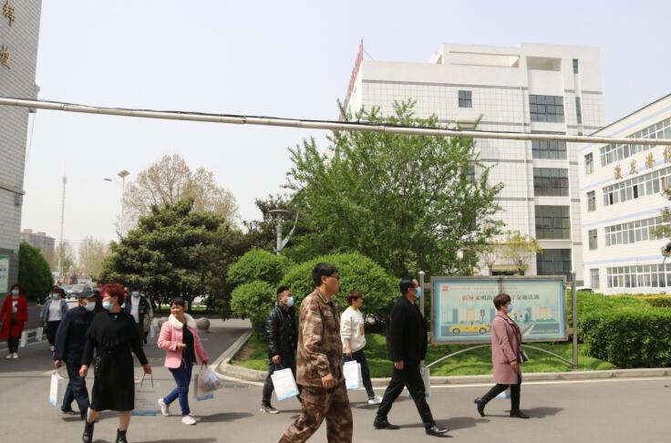新郑中专组织召开第四届学生家长委员会第一次工作例会(图7)