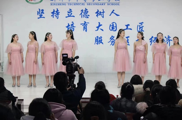 我校艺术幼教部举行校企合作双选会(图1)
