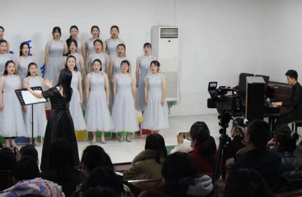 我校艺术幼教部举行校企合作双选会(图7)