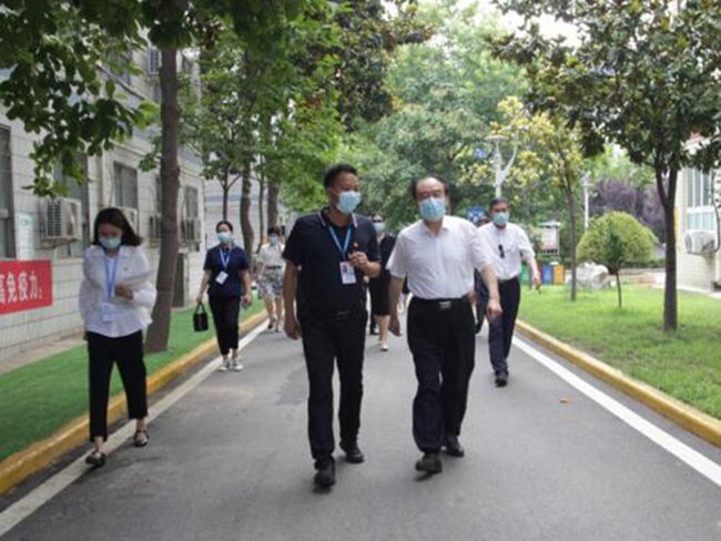 省人大党委会调研组到我校专题调研职业教育工作(图2)