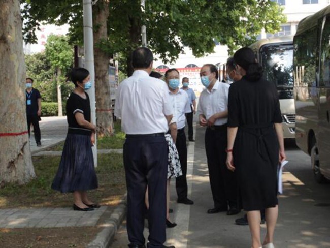 省人大党委会调研组到我校专题调研职业教育工作(图12)